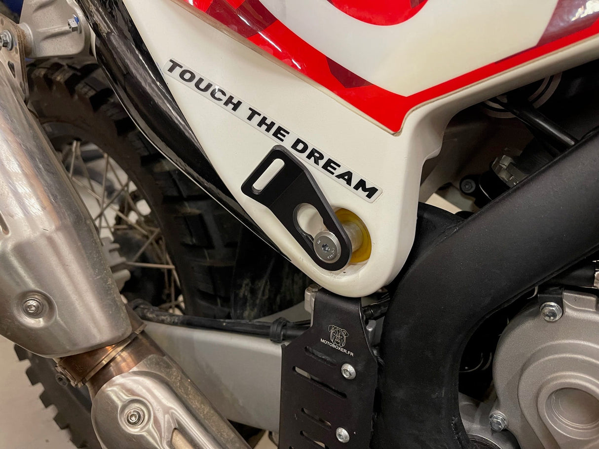 Kove 450 Rally - Front Quick Luggage Hooks