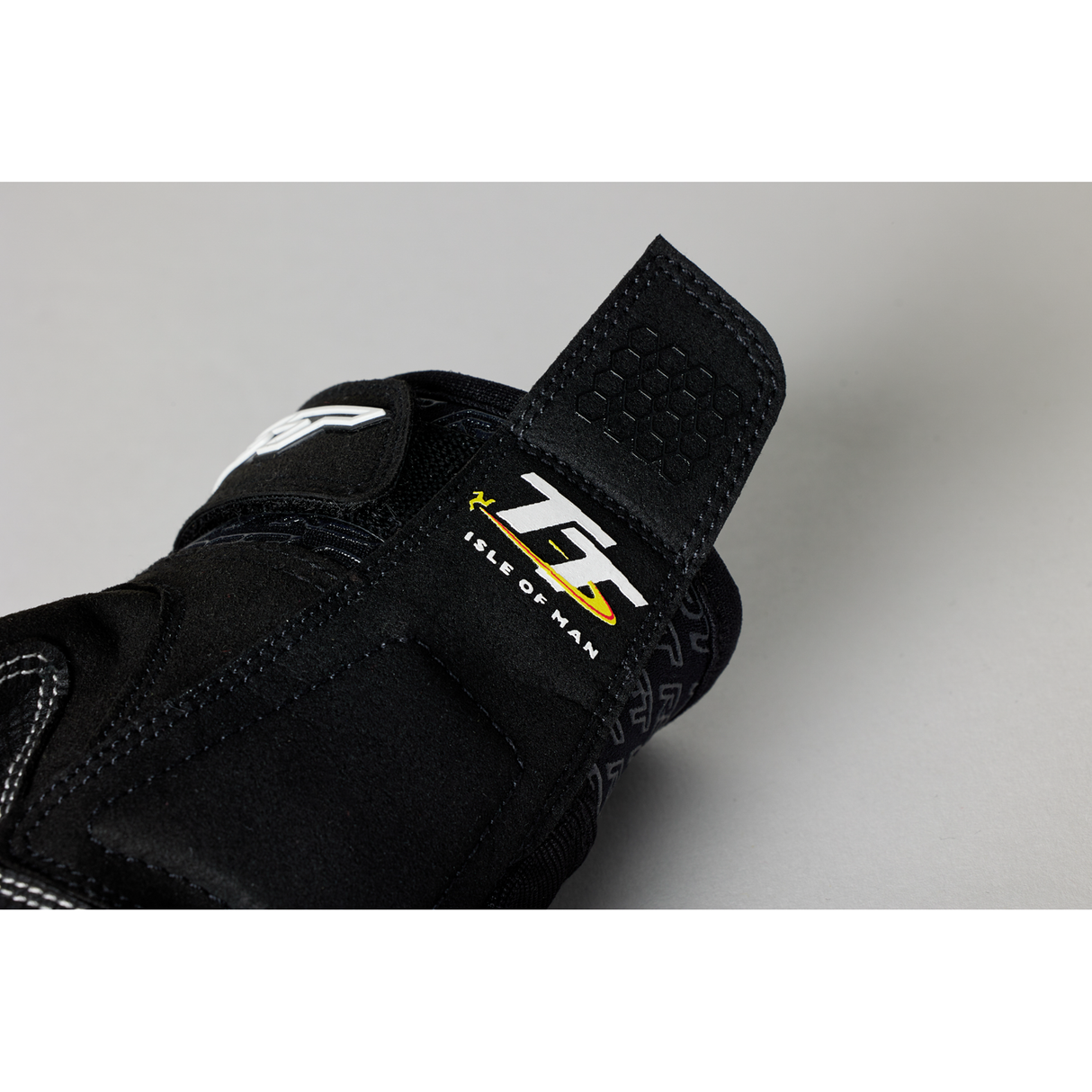 RST IOM TT Team Evo CE Mens Glove - Black / White